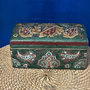Antique Chinese Export Hand Painted Rectangular Porcelain Crest Box with Lid